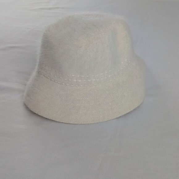 Y2k Off White Cream Rabbit Hair Wool Fuzzy Soft Embroidered Bucket Hat - Picture 2 of 5